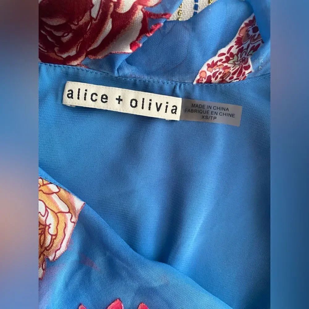 Alice + Olivia Mini Dress Sz XS Blue And Red Floral Cold Shoulder Long Sleeves - Picture 4 of 12